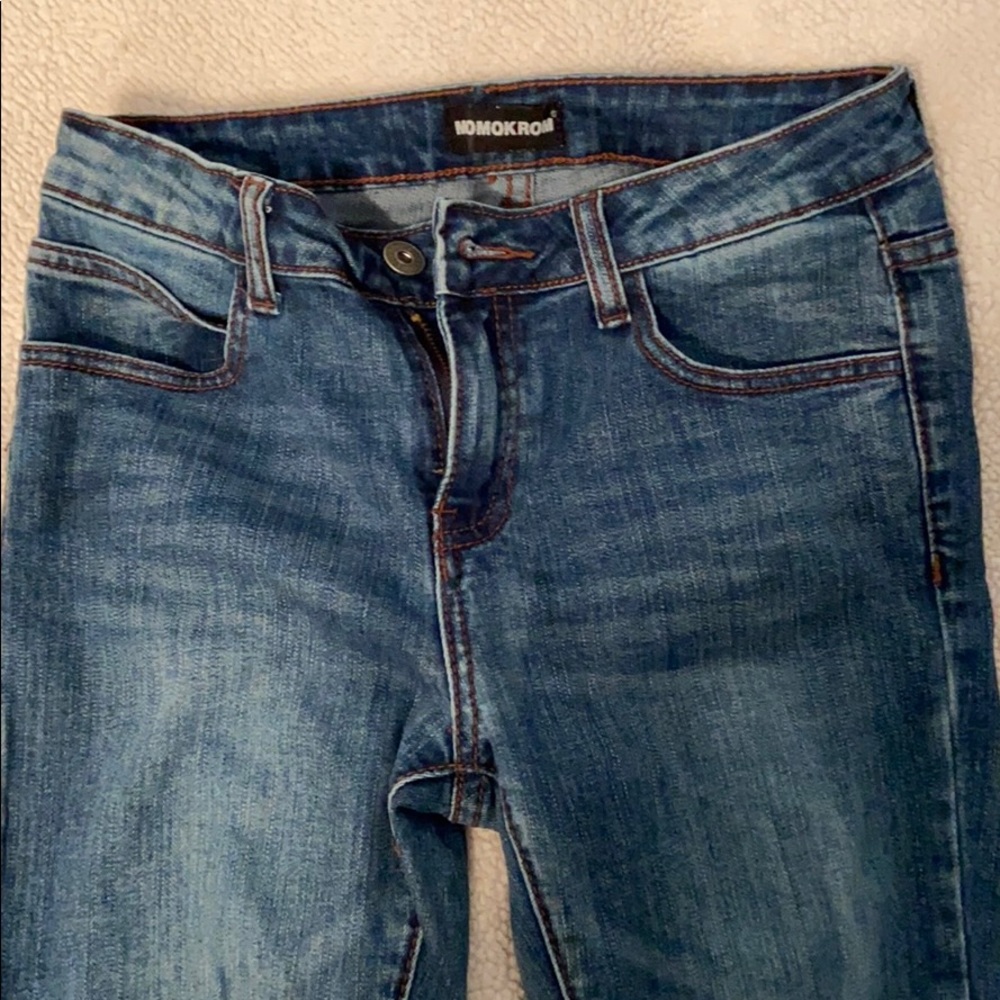 Distressed jeans - Picture 2 of 3